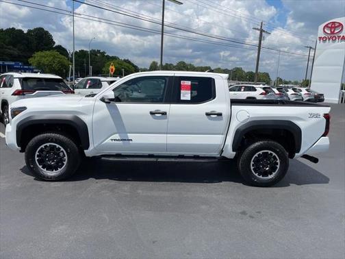 2025 Toyota Tacoma TRD Off Road