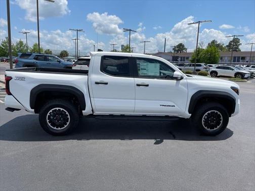 2025 Toyota Tacoma TRD Off Road