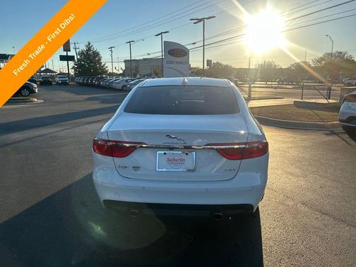 2020 Jaguar XF 25t Premium RWD Automatic