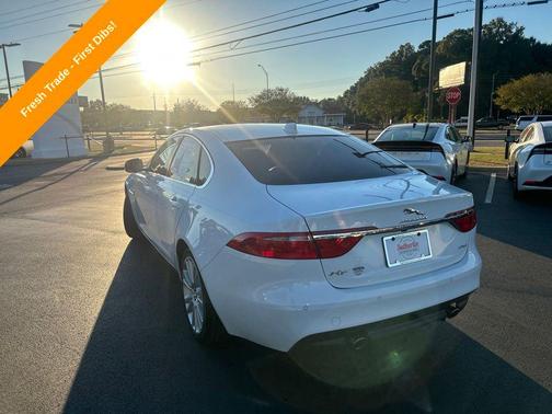 2020 Jaguar XF 25t Premium RWD Automatic