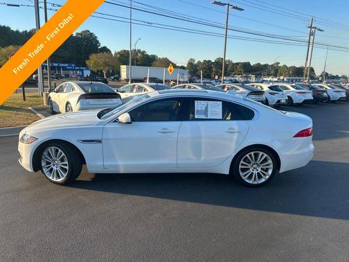 2020 Jaguar XF 25t Premium RWD Automatic