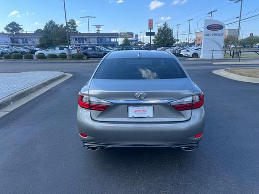 2017 Lexus ES 350 Base