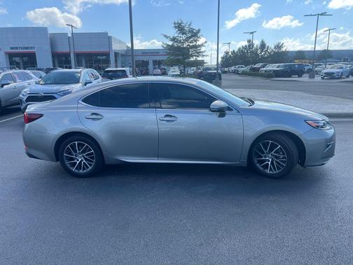 2017 Lexus ES 350 Base