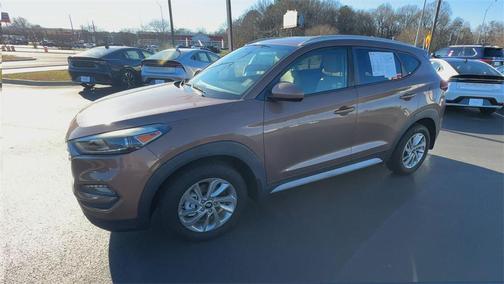 2017 Hyundai TUCSON SE