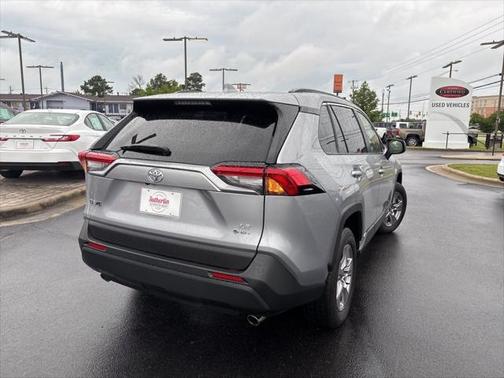 2025 Toyota RAV4 Hybrid SE