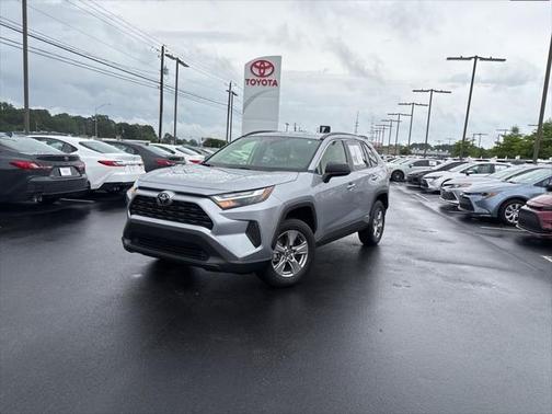 2025 Toyota RAV4 Hybrid SE