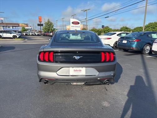 2021 Ford Mustang EcoBoost