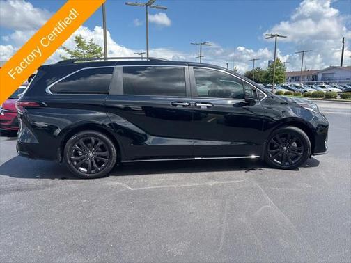 2024 Toyota Sienna XSE 7 Passenger