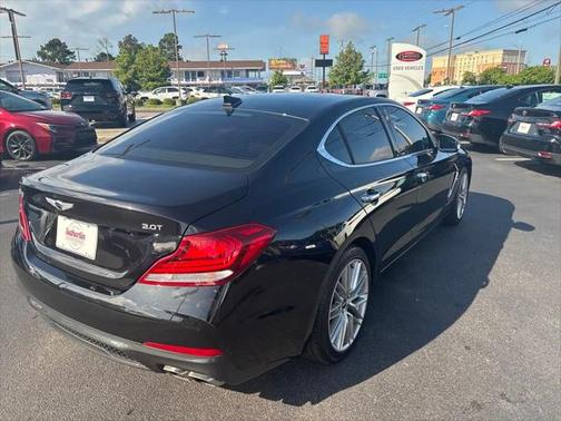 2021 Genesis G70 2.0T RWD