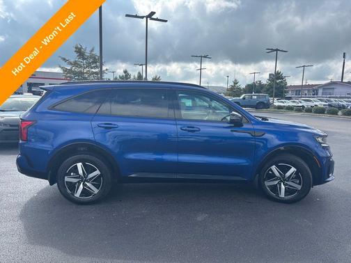 2023 Kia Sorento S