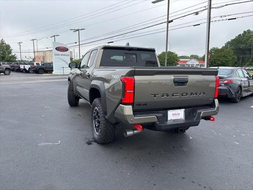 2025 Toyota Tacoma TRD Off Road