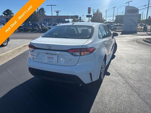 2024 Toyota Corolla LE