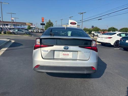 2022 Toyota Prius XLE