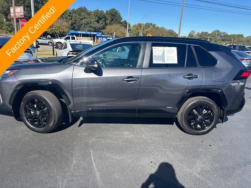 2024 Toyota RAV4 Hybrid SE