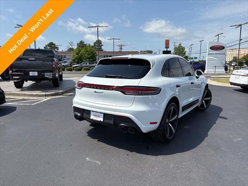 2024 Porsche Macan Base
