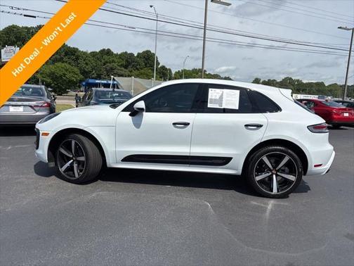 2024 Porsche Macan Base