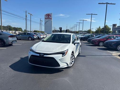 2025 Toyota Corolla Hybrid SE