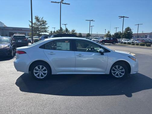 2025 Toyota Corolla Hybrid SE