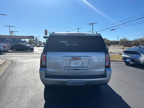 2019 GMC Yukon XL SLT