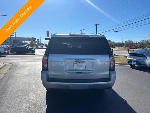 2019 GMC Yukon XL SLT