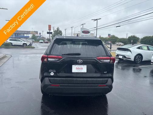 2019 Toyota RAV4 LE