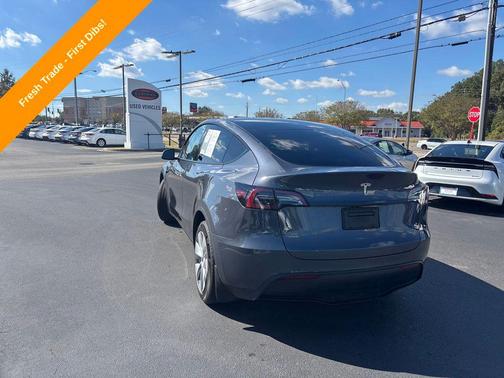 2023 Tesla Model Y Long Range Dual Motor All-Wheel Drive