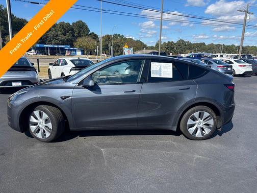 2023 Tesla Model Y Long Range Dual Motor All-Wheel Drive