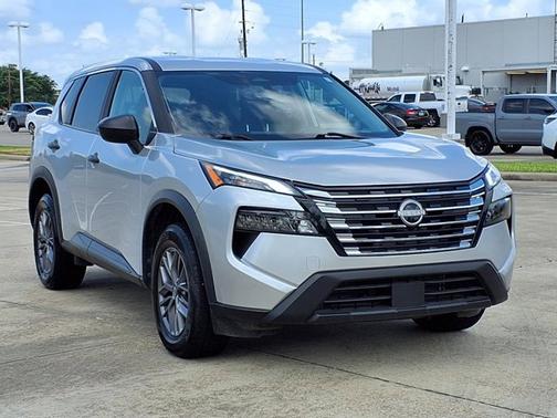 Brilliant Silver Metallic 2024 Nissan Rogue S