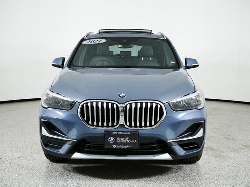 Photo 3 of 71 of 2021 BMW X1 xDrive28i