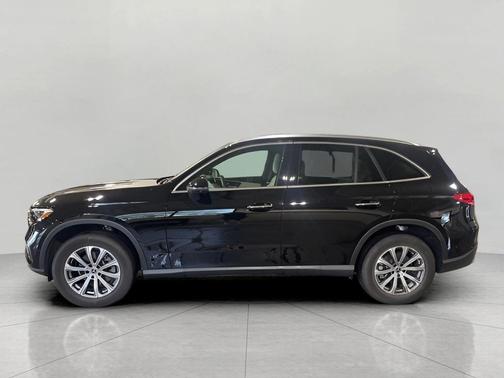 2023 Mercedes-Benz GLC 300 4MATIC