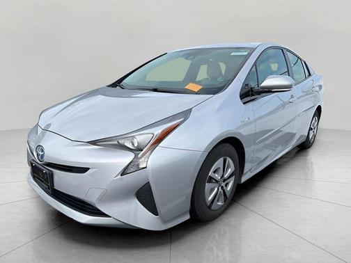 2016 Toyota Prius Four Touring