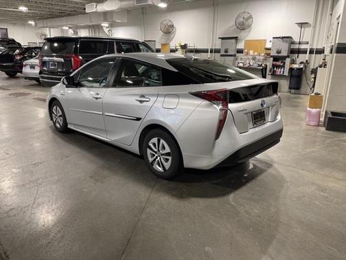 2016 Toyota Prius Four Touring