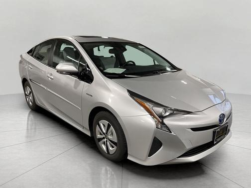 2016 Toyota Prius Four Touring