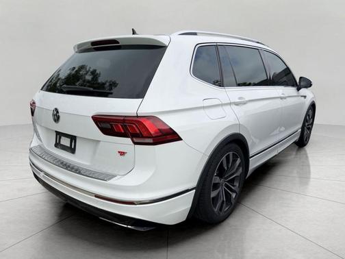 Pure White 2018 Volkswagen Tiguan 2.0T SEL