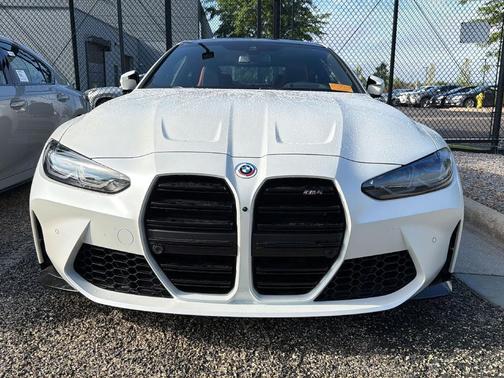 Frozen Brilliant White Metallic 2023 BMW M4 Base