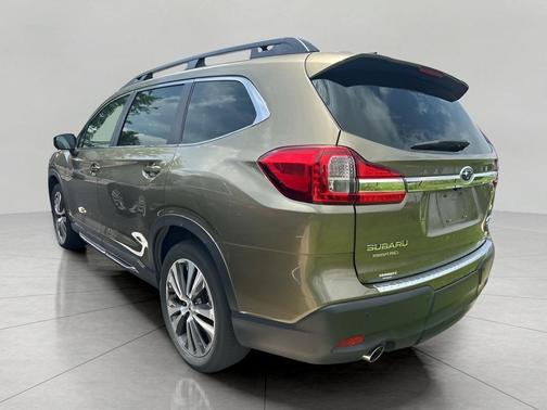 2022 Subaru Ascent Limited 8-Passenger