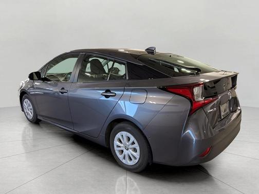 2021 Toyota Prius LE