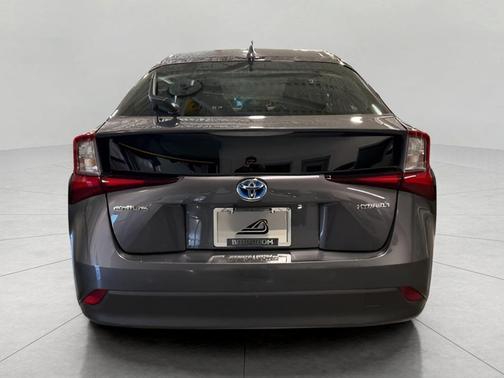 2021 Toyota Prius LE