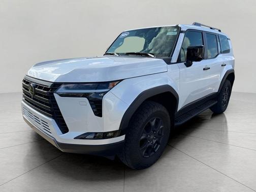 Eminent White Pearl 2024 Lexus GX 550 Overtrail
