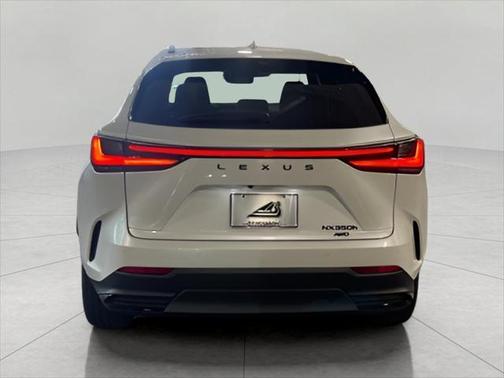 2025 Lexus NX 350h Premium