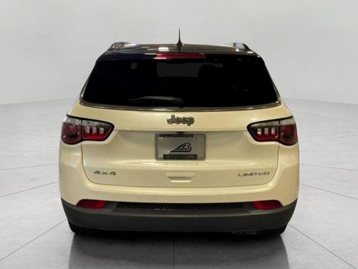 Pearl White Tri-Coat 2019 Jeep Compass Limited