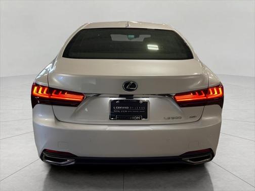 2022 Lexus LS 500 Base