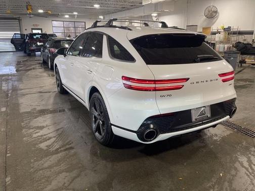 2023 Genesis GV70 2.5T AWD