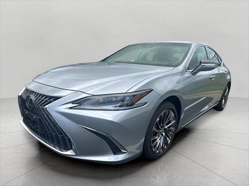2025 Lexus ES 300h Ultra Luxury