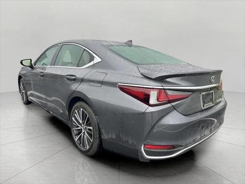 2024 Lexus ES 300h Base