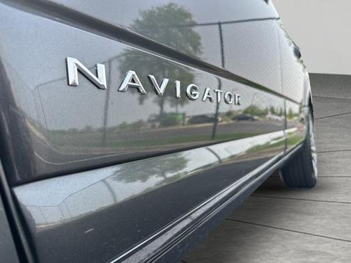 2017 Lincoln Navigator L Reserve