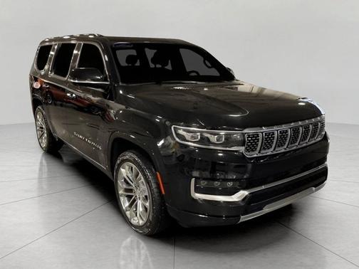Diamond Black Crystal Pearlcoat 2022 Jeep Grand Wagoneer Series II 4x4