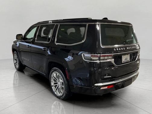 Diamond Black Crystal Pearlcoat 2022 Jeep Grand Wagoneer Series II 4x4