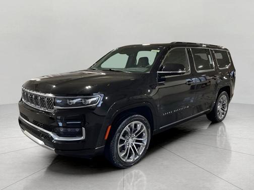 Diamond Black Crystal Pearlcoat 2022 Jeep Grand Wagoneer Series II 4x4