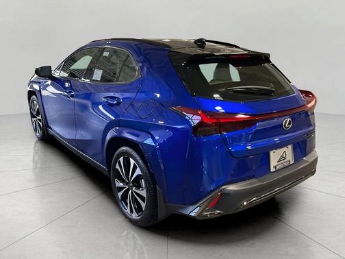 2026 Lexus UX 300h F SPORT Design